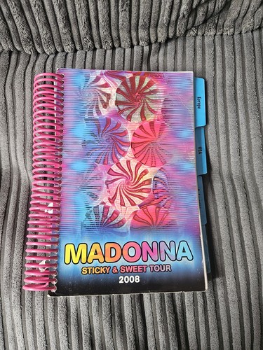 Madonna stick and sweet tour - madonna,